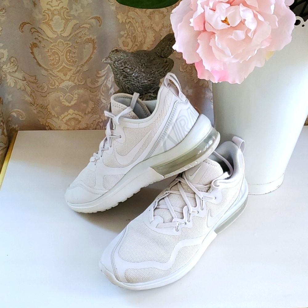 Nike Air Max Fury Sneaker White/Vast Grey 8.5